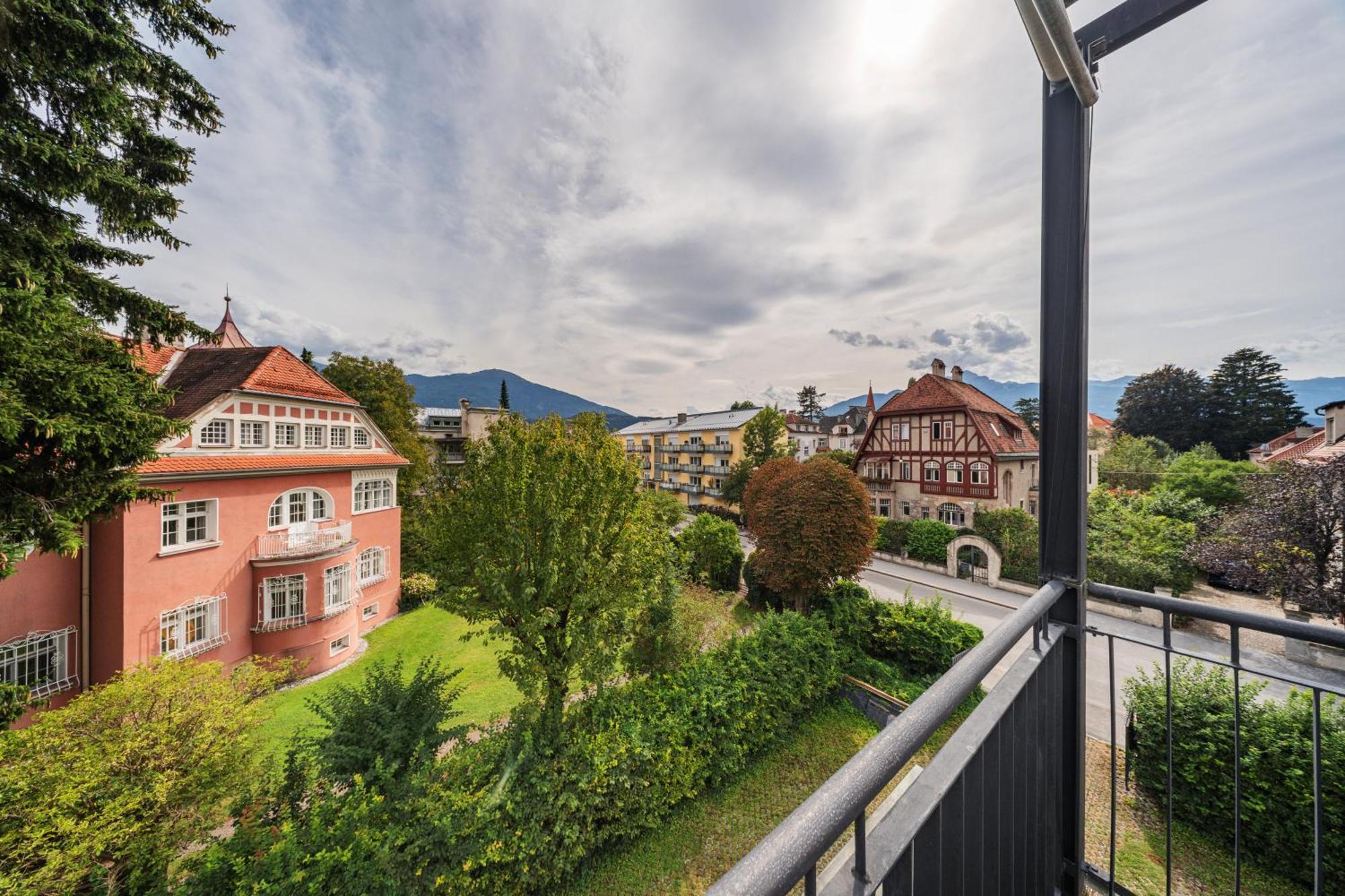 Bergblick Penthouse Apartment Innsbruck Bagian luar foto