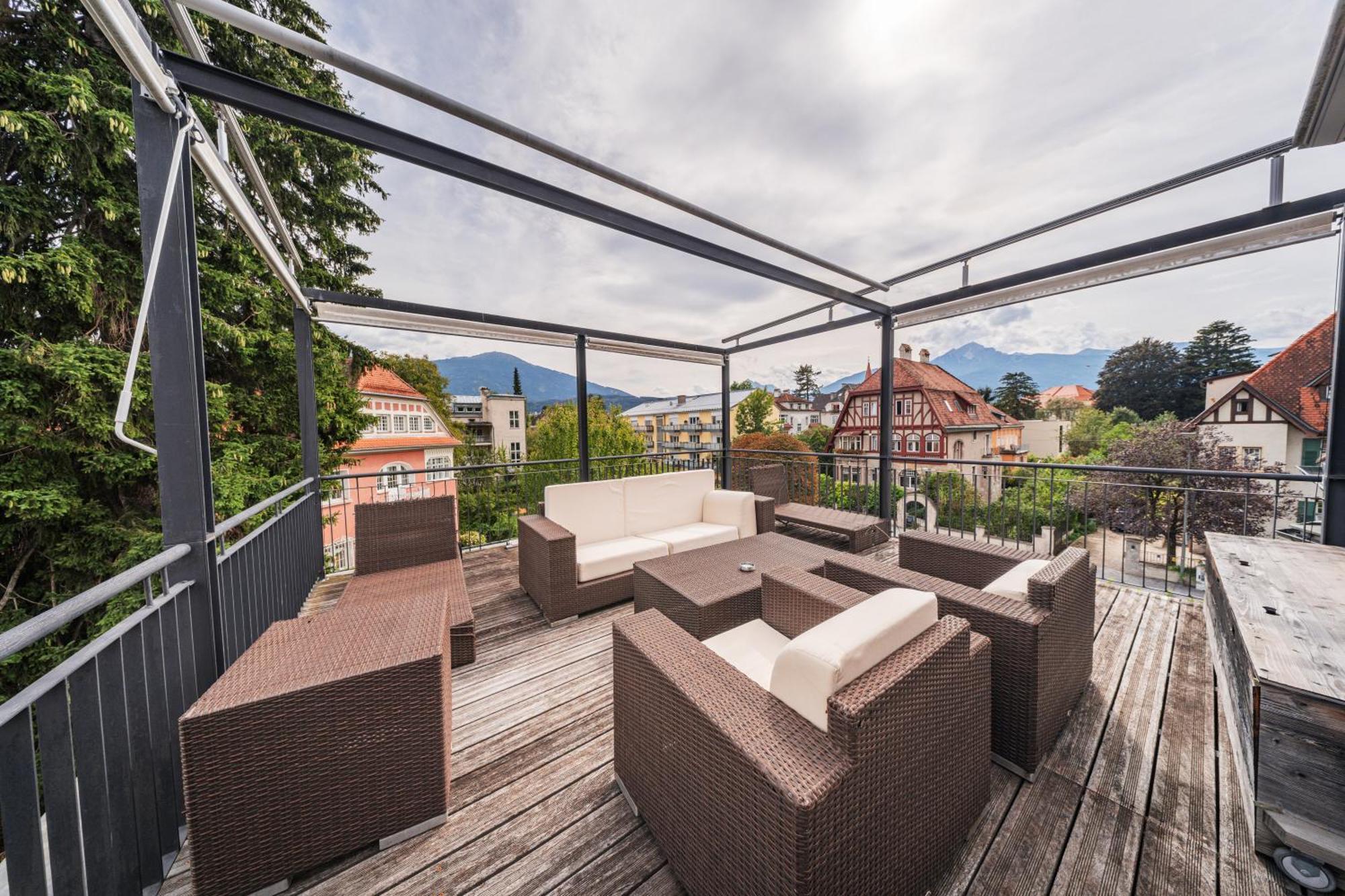 Bergblick Penthouse Apartment Innsbruck Bagian luar foto